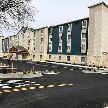 Woodspring Suites Providence Exterior foto