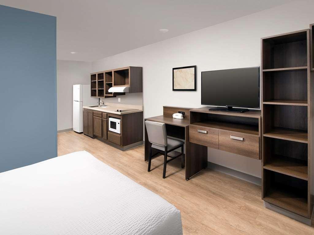 Woodspring Suites Providence Cameră foto