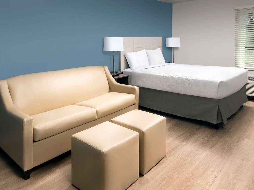 Woodspring Suites Providence Cameră foto